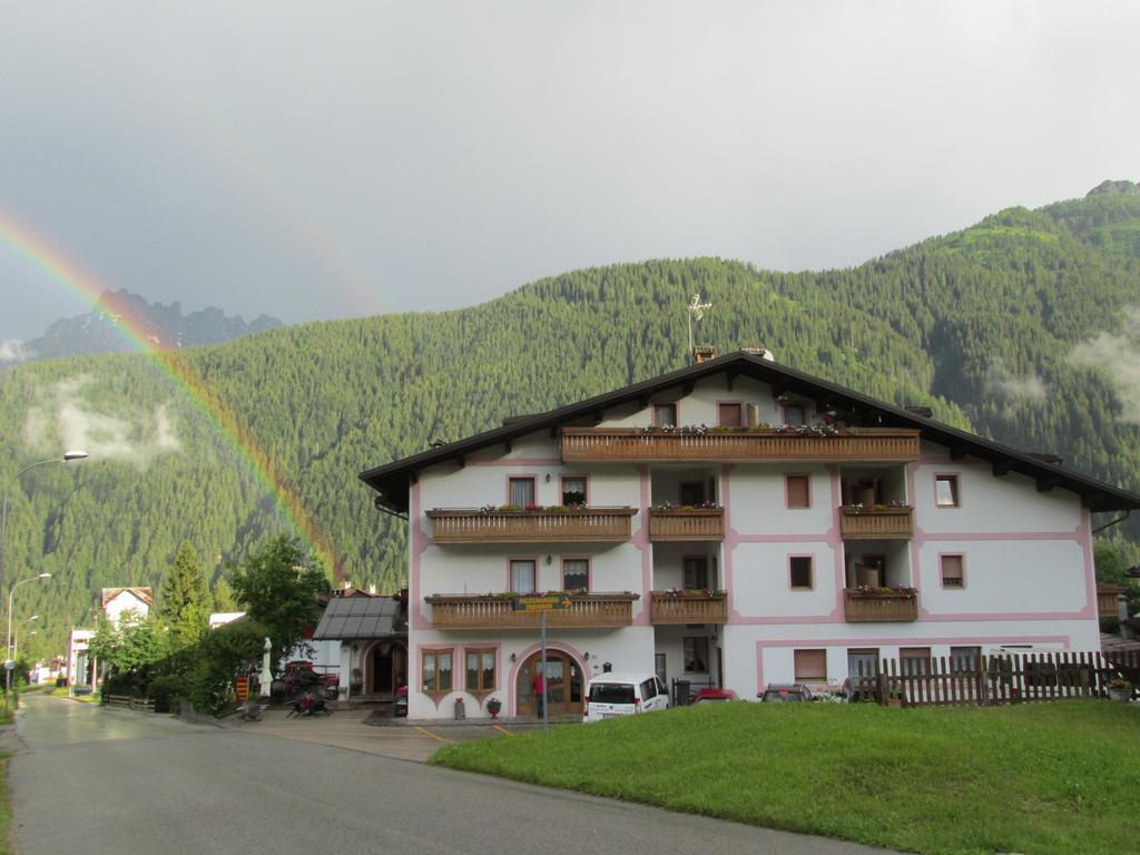 Hotel Garni Miramonti Falcade Exterior foto